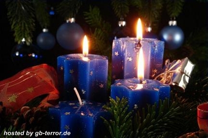 3 angezündete Kerzen